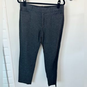 Women’s Banana Republic dark gray trousers. Size 8 NWT